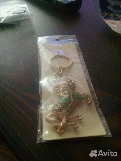 Брелки Олимпийский мишка и др