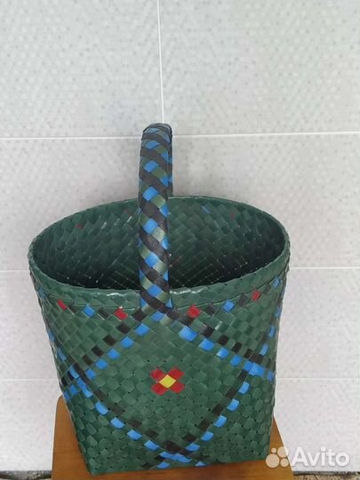 Корзина плетеная
