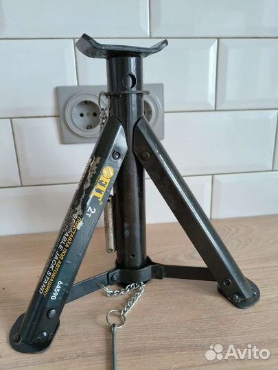 Подставка под автомобиль