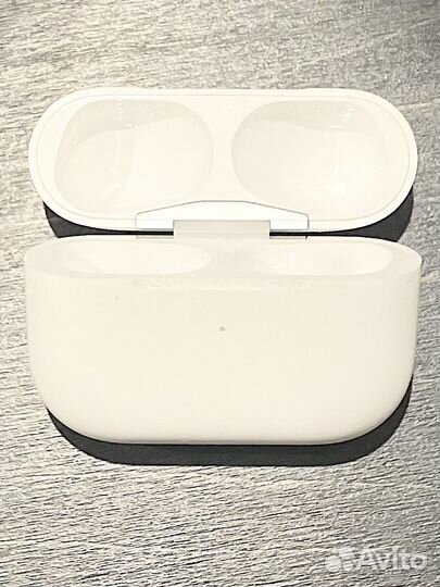 Кейс для Airpods Pro