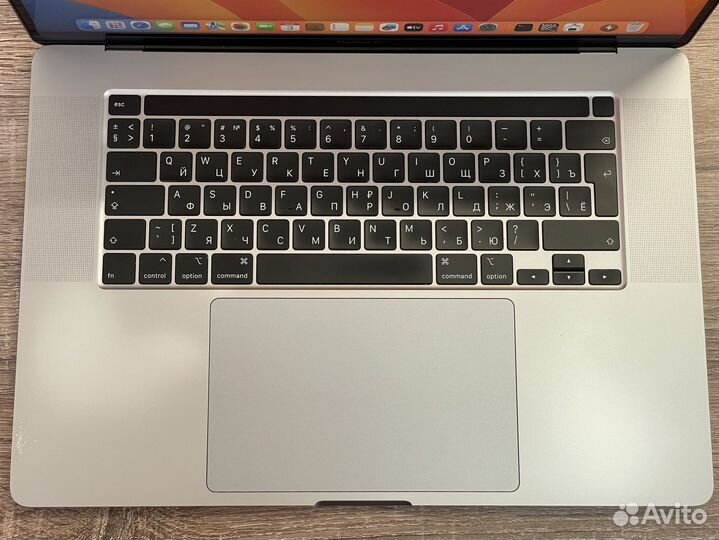 MacBook Pro 16 2019 I7/16/512