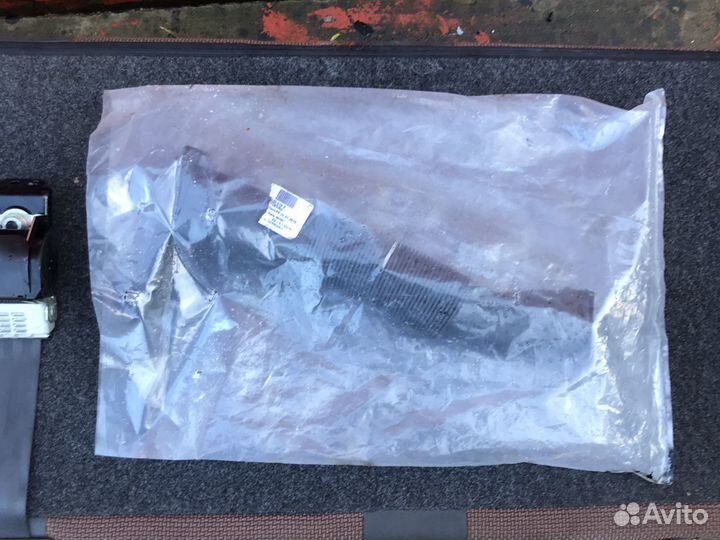 Патрубок забора воздуха шкода