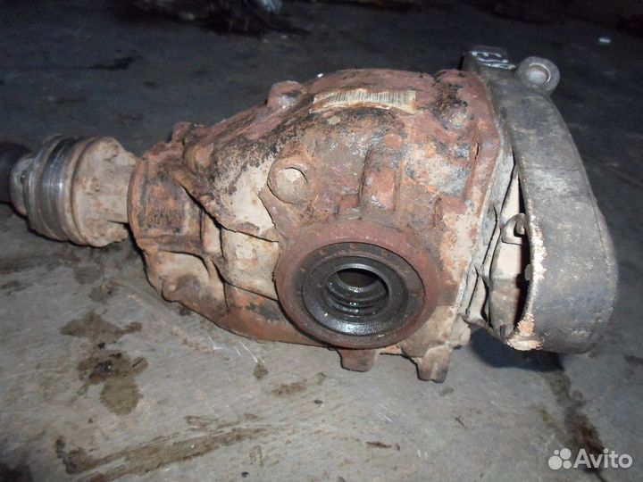 Редуктор заднего моста (BMW 5)