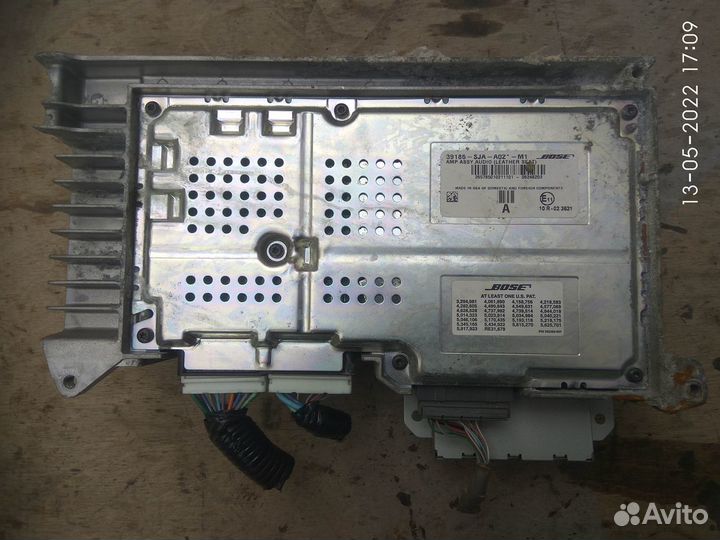 Штатный усилитель звука на Хонда Легенд 2007 года