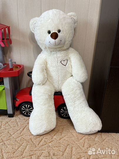 Плюшевый медведь
