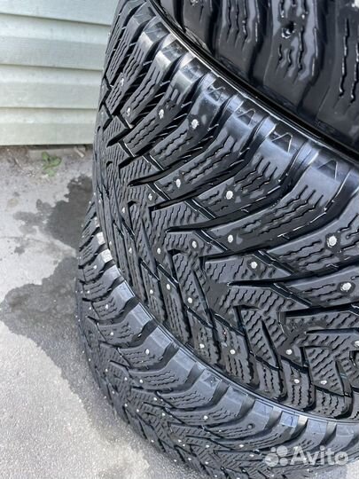 Nokian Tyres Hakkapeliitta 8 SUV 295/35 R21 107T