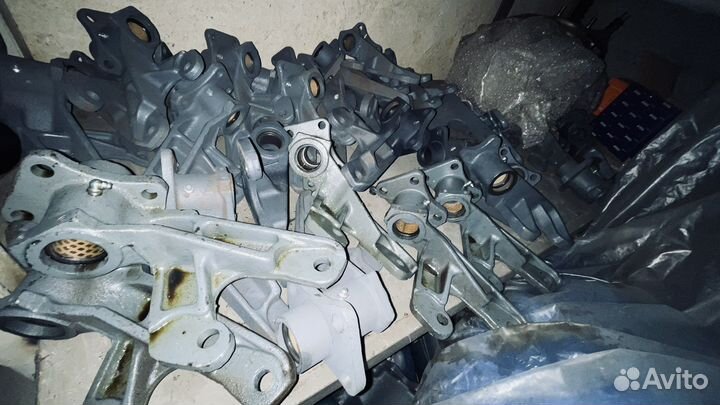 Кронштейн энергоаккумулятора 43118-3502121