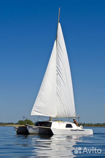 Отдых на яхте, аренда яхты, прогулки на яхте