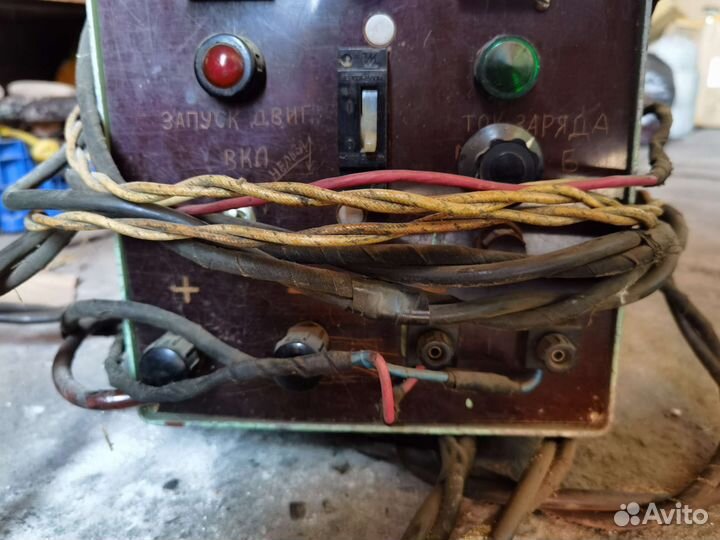 Пускозарядное устройство 12 24 вольт