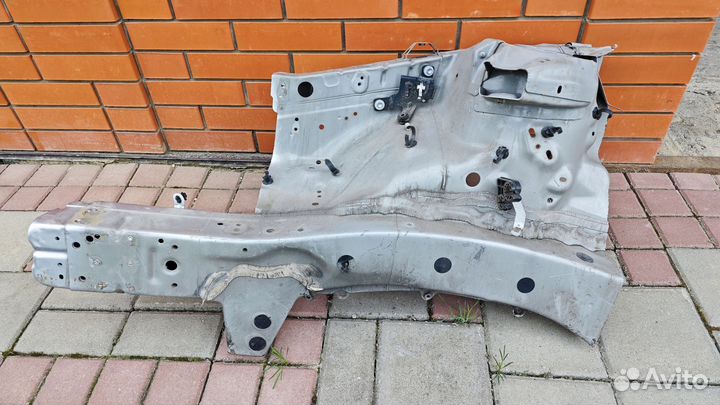 Стойка Toyota Camry v40