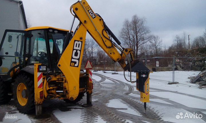 Эксковатор - погрузчик