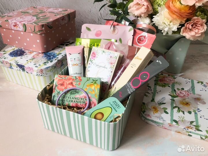 Подарочный набор бокс косметический