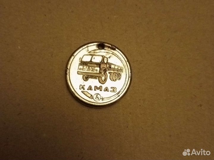 Значок камаз