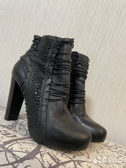 Ботильоны hogl 38 р кожа