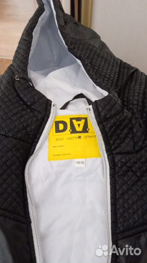 Куртка женская новая