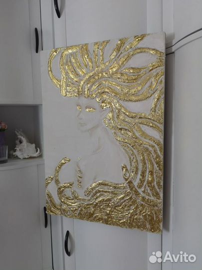 Золотая Медуза Горгона