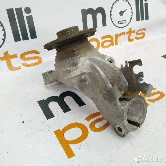 Кулак поворотный передний правый Volkswagen Tiguan