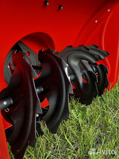 Снегоуборщик Honda HSS613 LE /В наличии