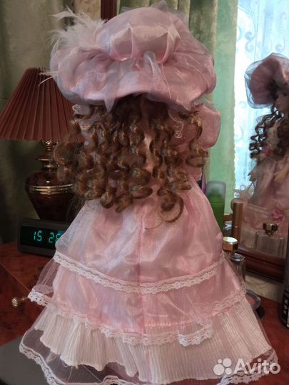 Кукла фарфоровая большая