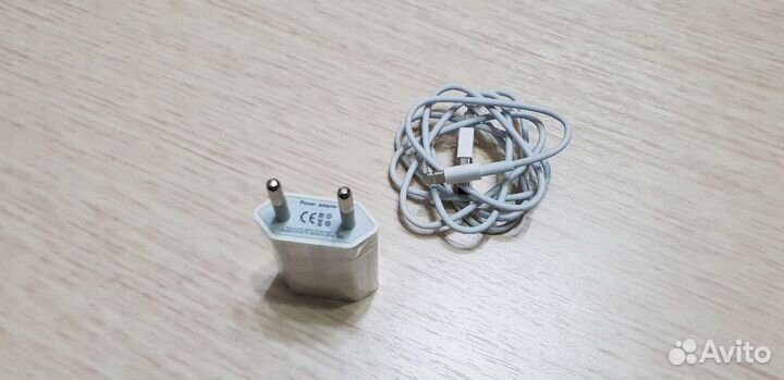 Зарядное устройство для айфона неоригинальное