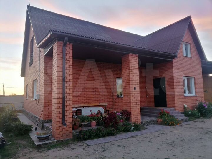 Дом 240 м² на участке 13 сот.