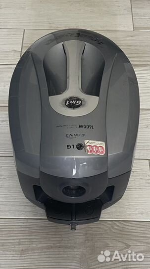 Моющий пылесос LG