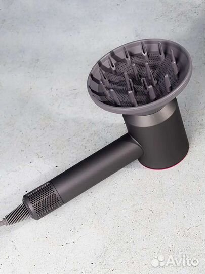 Фен Dyson Supersonic