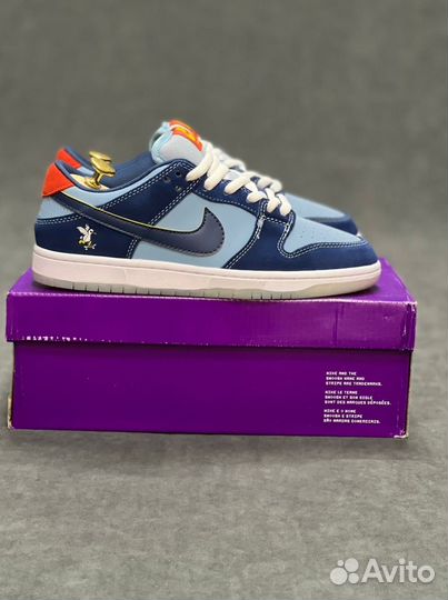 Кроссовки Nike