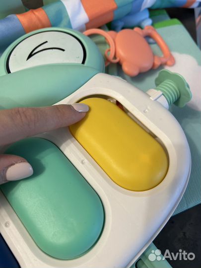 Развивающий коврик