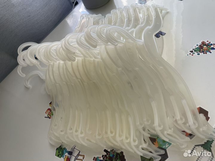 Вешалки плечики детские (23)шт(10)шт