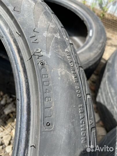 Bridgestone Sports Tourer MY-01 235/45 R17