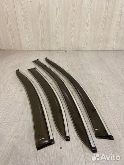 Ветровик на дверь Mercedes Benz S500 W221 M273.961