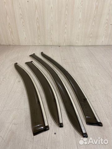 Ветровик на дверь Mercedes Benz S500 W221 M273.961