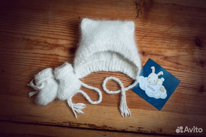 Шапочка и пинетки из ангоры (подарочный набор)