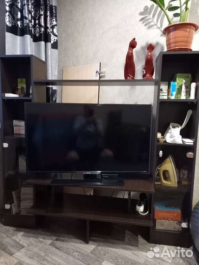 Стенка под телевизор