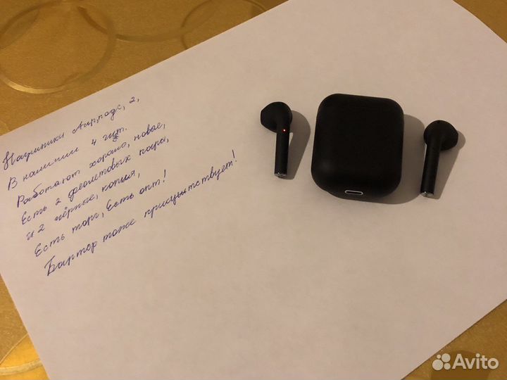 Беспроводные наушники apple airpods