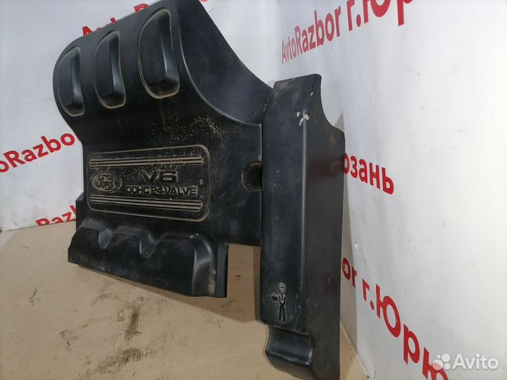 Накладка двигателя декоративная Ford Maverick 3.0