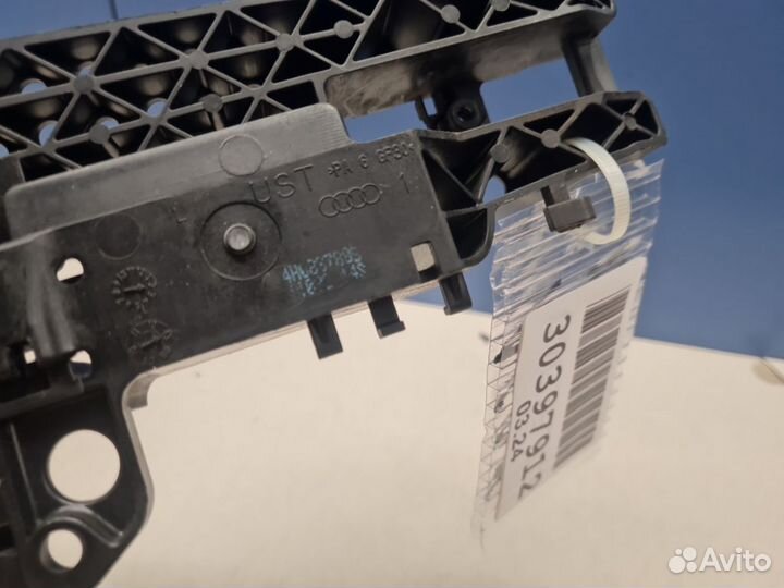 Кронштейн ручки двери левый Audi A6 S6 C7 2011-201