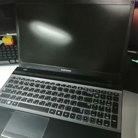 Ноутбук Samsung np300v5a