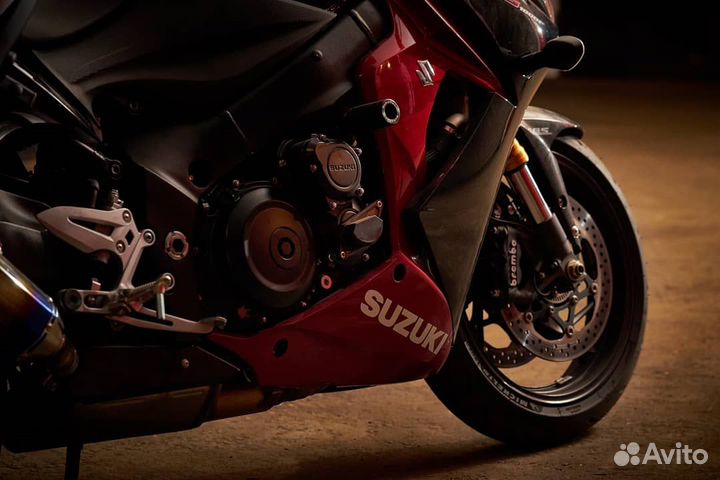 Suzuki GSX-S 1000 F