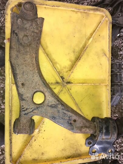 Рычаг подвески передний левый Ford Focus 2 CB4