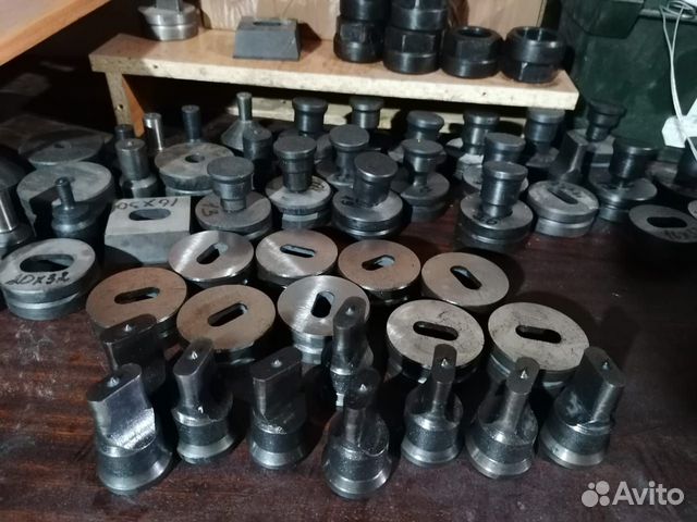 Гайка для крепления пуансона. Пуансоны и матрицы