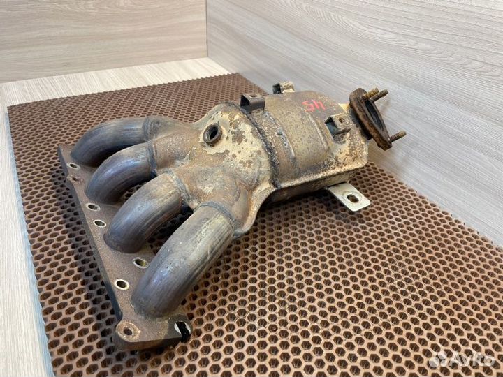 Выпускной коллектор LADA X-Ray