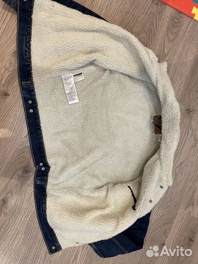 Джинсовая куртка levis