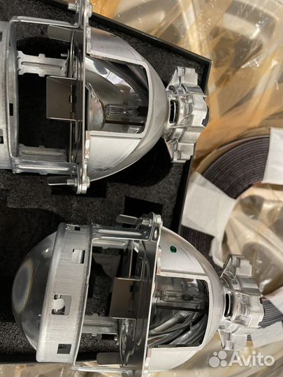 Лампы ксенон d4s 5000K + линзы тойота камри 50