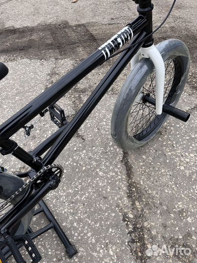 Трюковой велосипед BMX TT294