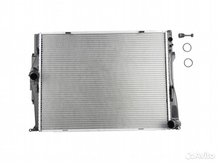 Premium Радиатор охлаждения двигателя bogap B42102