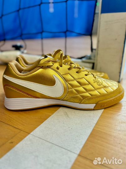 Футзалки Nike Tiempo Legend X gold