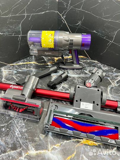 Пылесос Dyson v11s