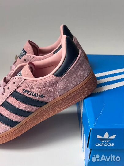 Adidas spezial